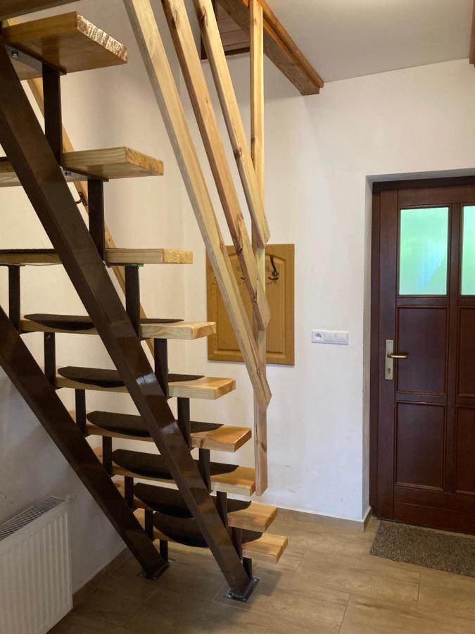Chalupa A Apartmany Lojka ベネツコ エクステリア 写真
